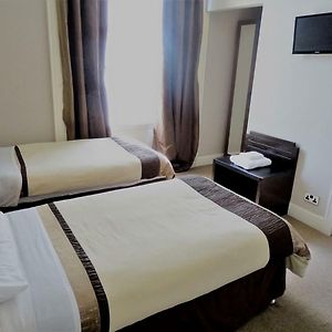 Standard Zimmer mit zwei Einzelbetten